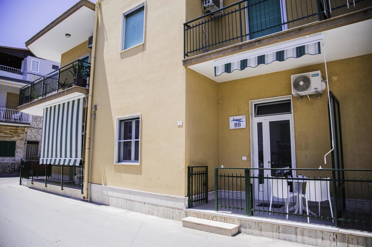 Francesco B&B - Torre Canne Exterior foto